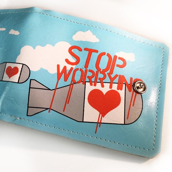 Burger & Friend Wallet NYCC Stop Worrying Love Heart Bomb Bifold Leather Artist - Picture 8 of 11